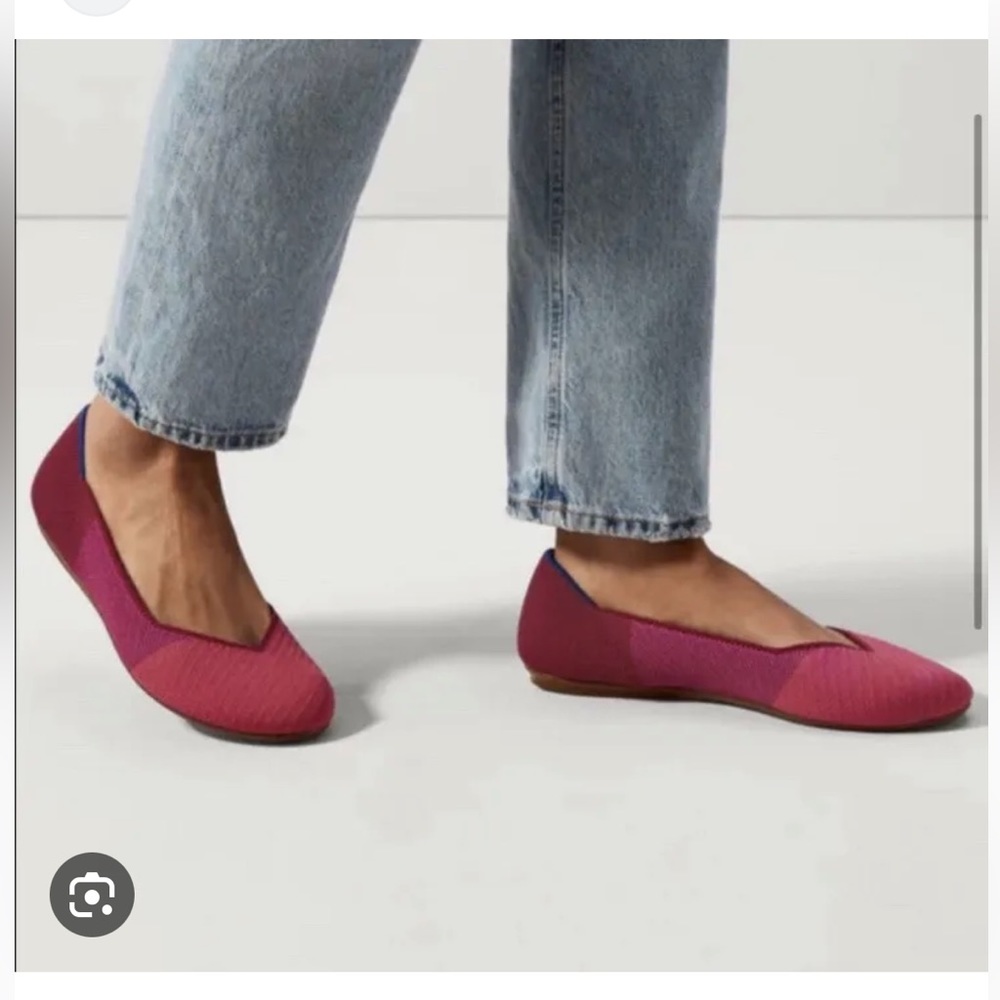 Rothy’s - Pomegranate Pop Flats Sz 7.5